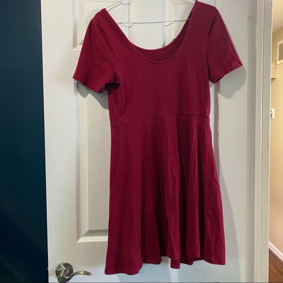 Red skater dress - Picture 3 of 4